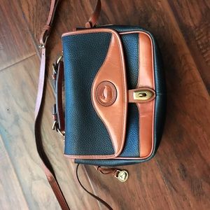 Vintage Dooney & Bourke crossbody